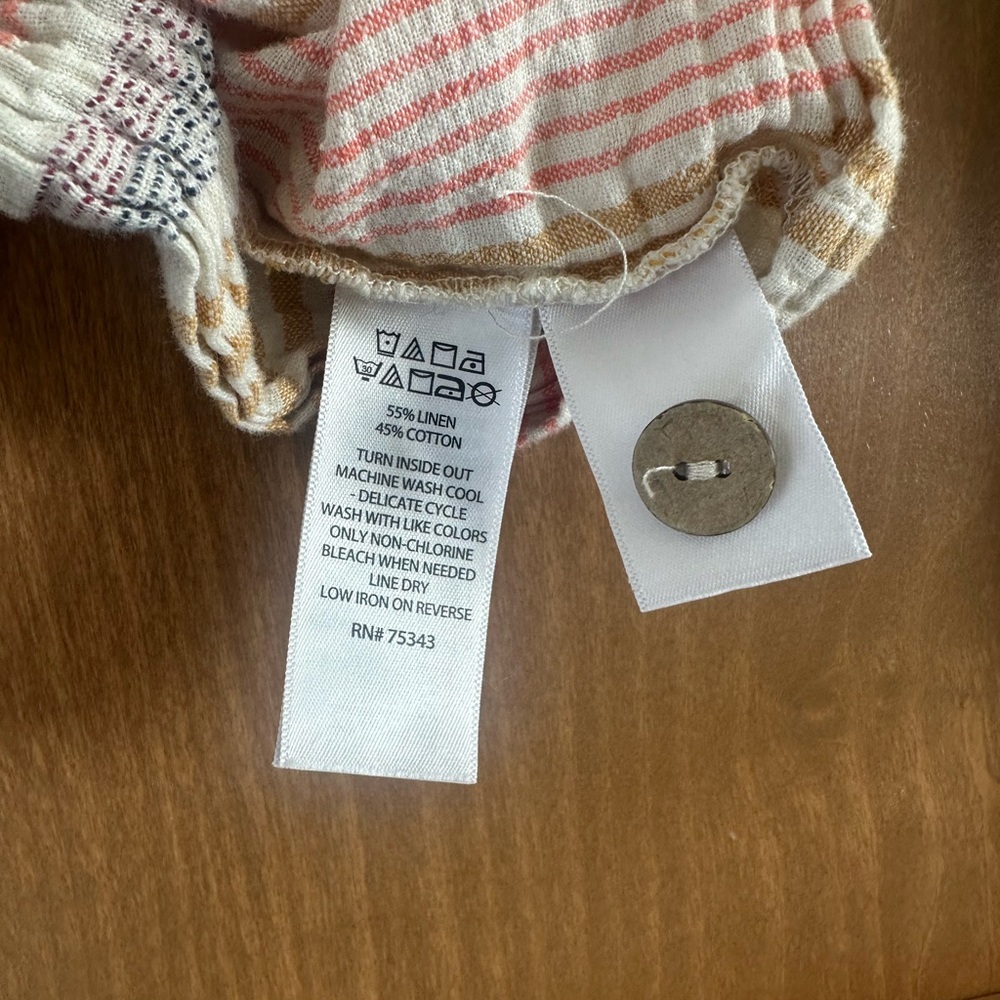 Ruby Moon Linen Striped Crop Button Front Tank Top - Picture 4 of 7